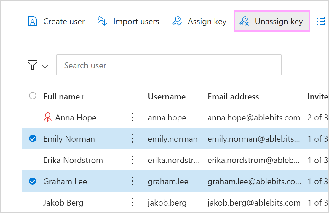 Unassign a key for selected users.
